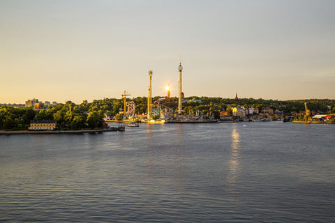 The Temporary Lighthouse (70x50)