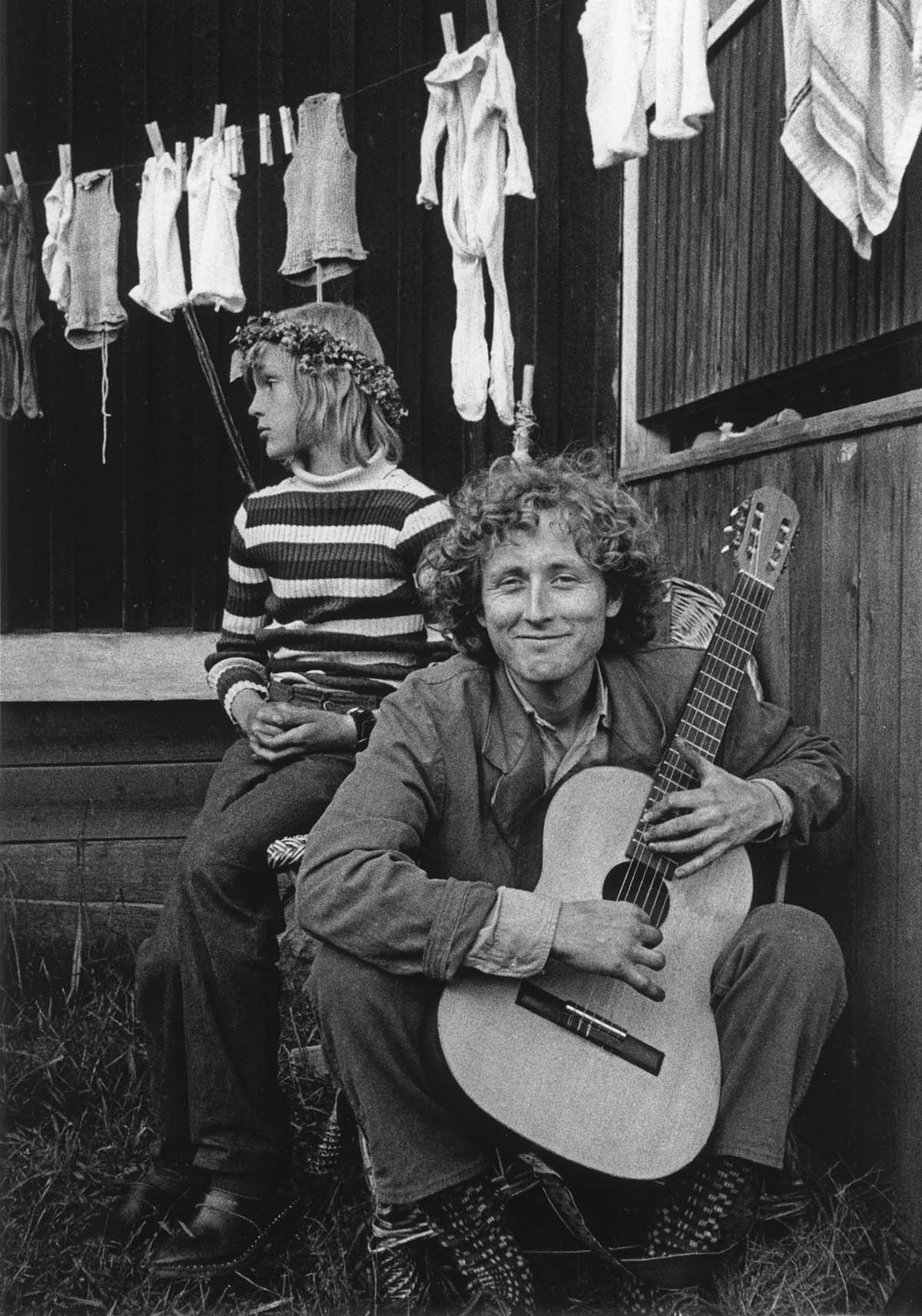 Gitarren by Ann Lehndal Skansen